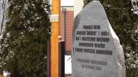 Embedded thumbnail for Pomnik w Pruszczu Gdańskim ku pamięci ofiar Marszu Śmierci z 1945r